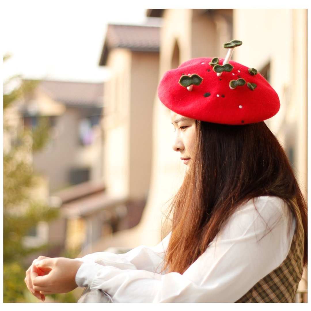 轲人原创手作毛毡帽豆芽贝雷帽新年礼物画家帽毛毡绒帽女 - 帽子 - 羊毛 红色