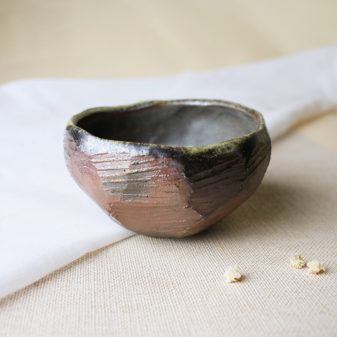 切面手捏捧杯 灰釉彩 新彩烧 柴烧陶艺 手作作品 | 张运美 作品 - 茶具/茶杯 - 陶 灰色