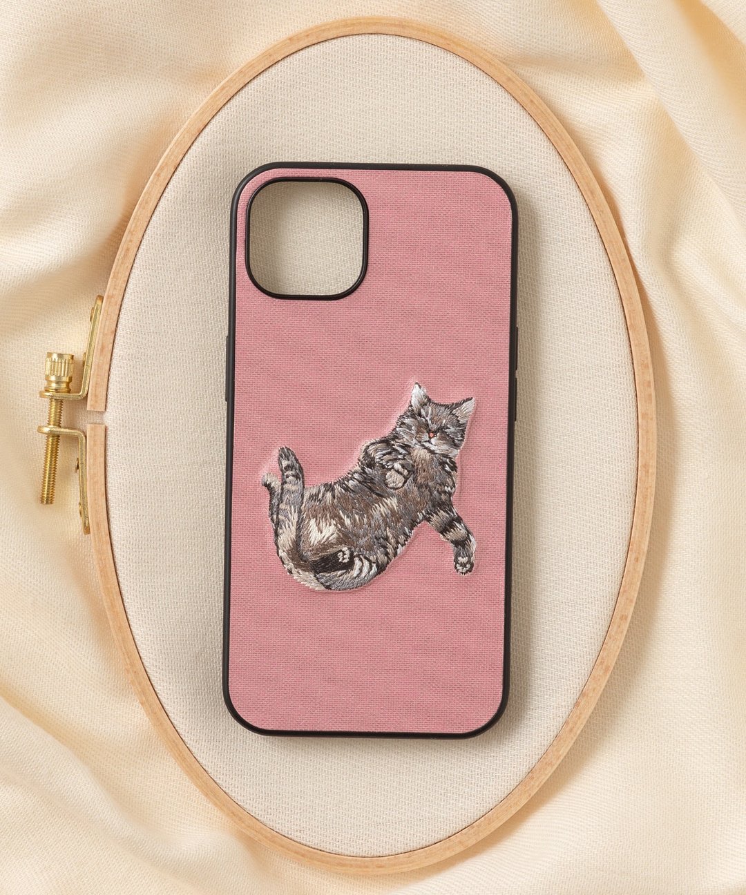 立體刺繡手機殼 iPhone 13 PRO PU合成皮革 猫咪x烟粉色 - 手机壳/手机套 - 聚酯纤维 多色