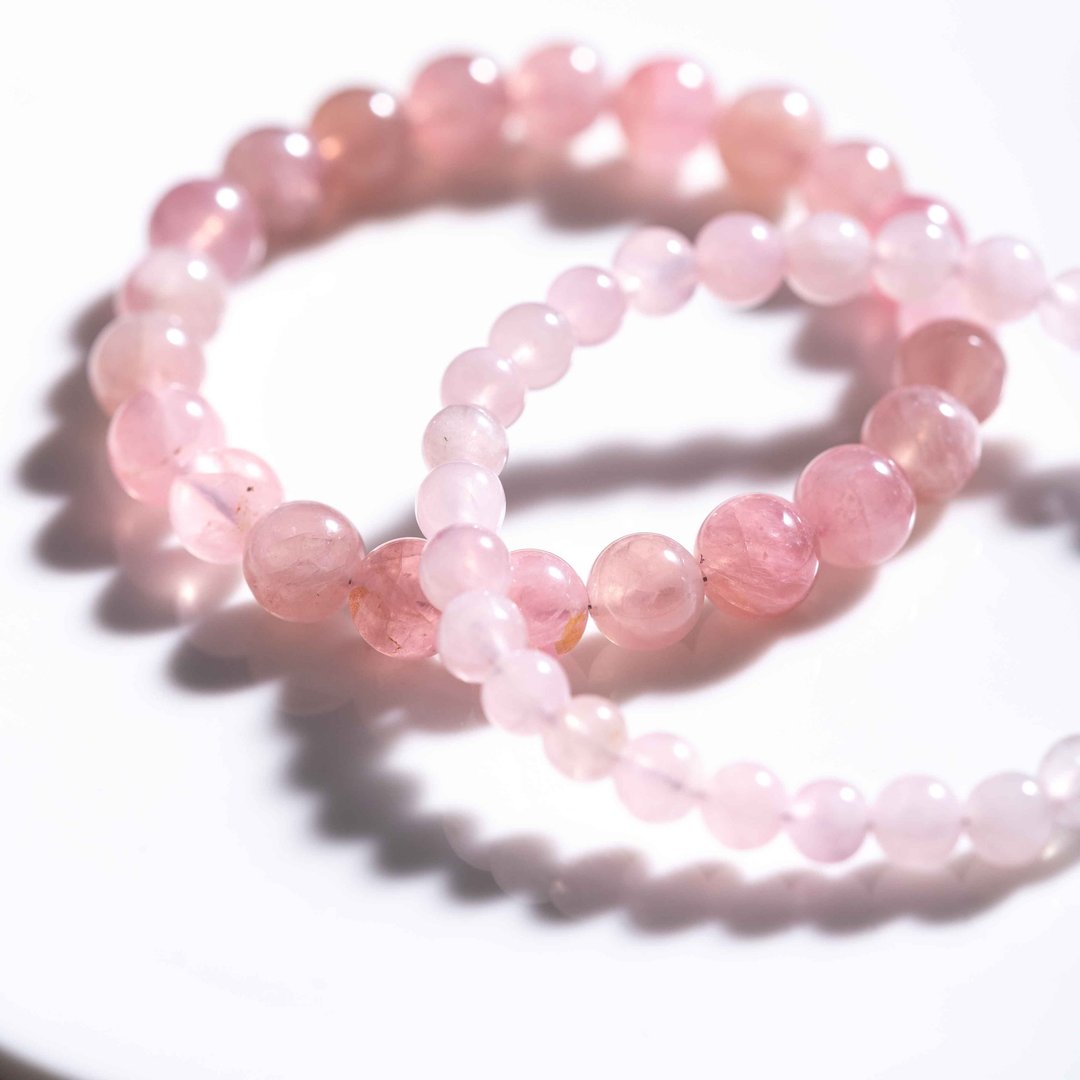 【售完即止】微瑕疵福利品 | 粉水晶马达加斯加粉晶手链 | 天然水 - 手链/手环 - 水晶 粉红色