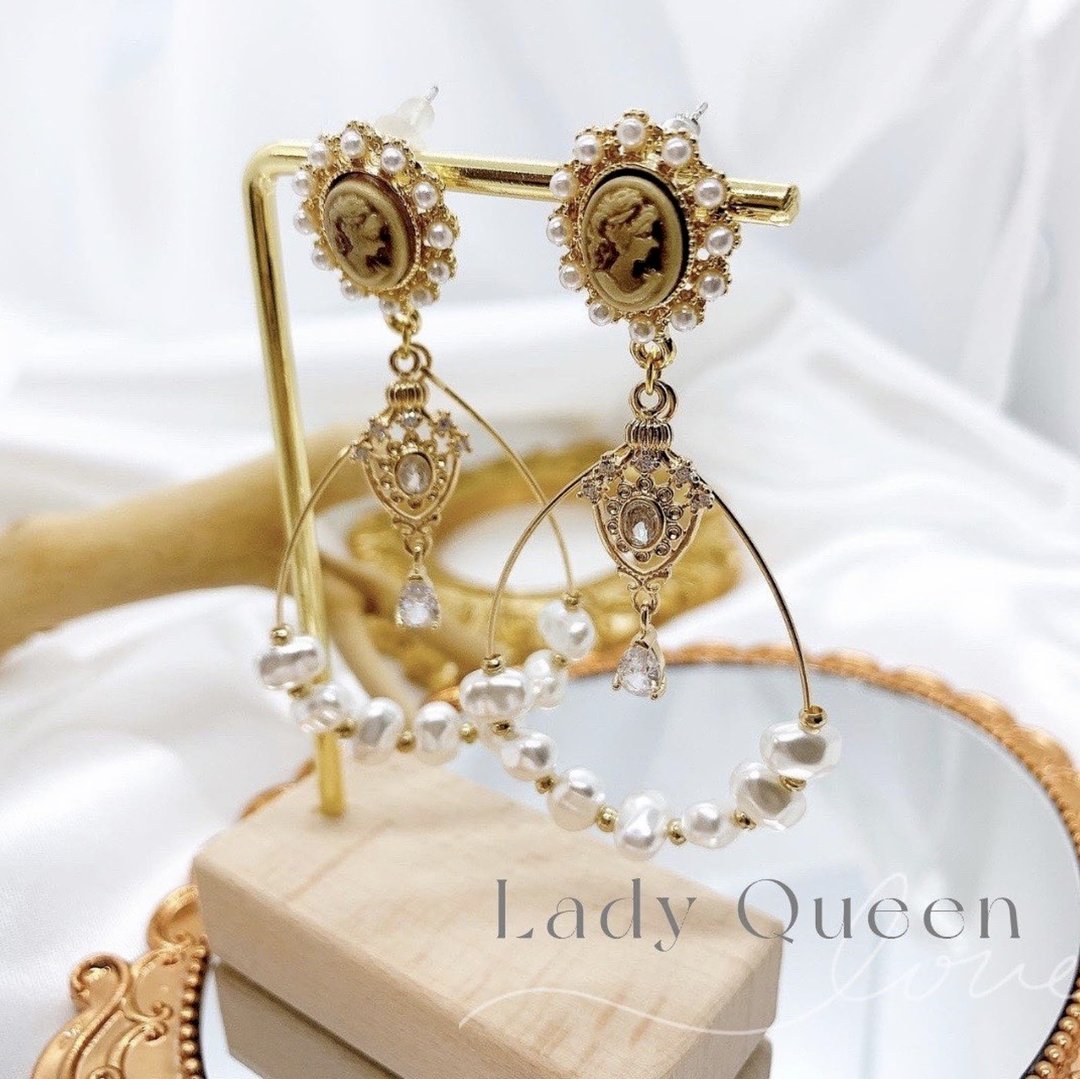 |华丽典雅| Lady Queen - 气质珍珠水滴女皇耳环 - 耳环/耳夹 - 其他金属 金色