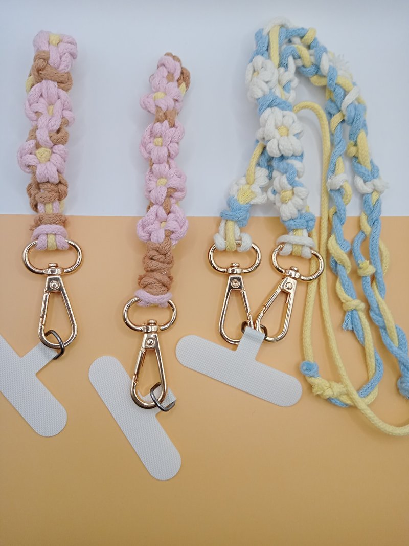 小花辫子手腕绳 手机挂绳 短款/中款/长款式 - 挂绳/吊绳 - 棉．麻 