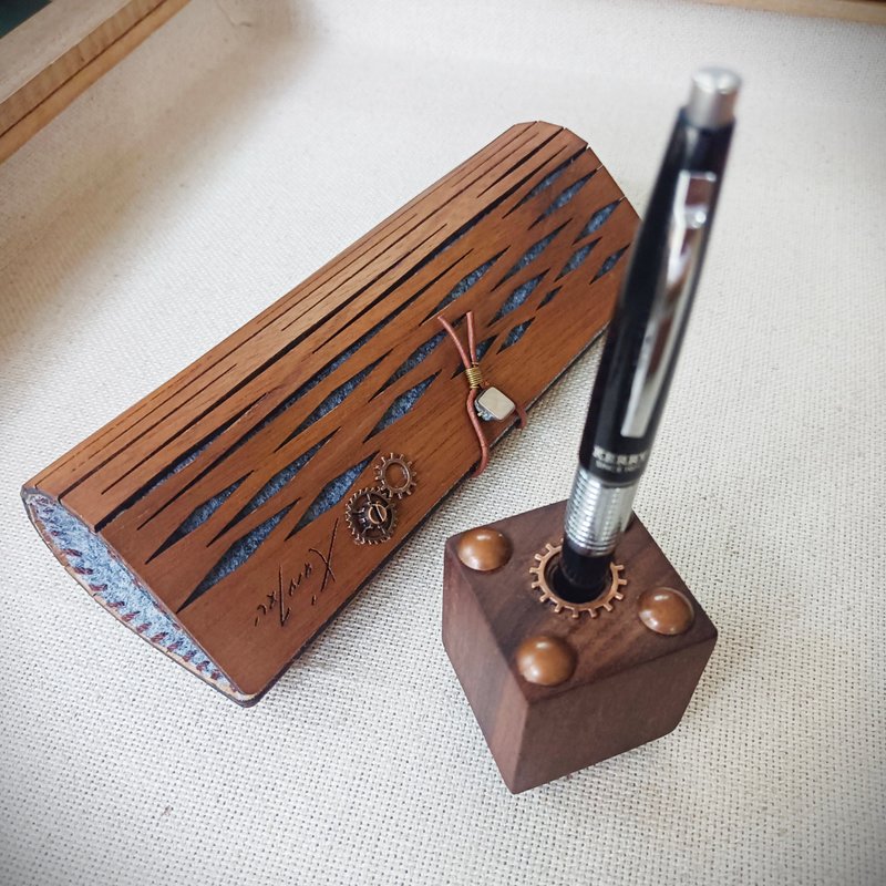 茉乐手盒/风格礼物/眼镜盒/笔盒 + 笔座组/胡桃木/蒸气庞克时光风 - 眼镜盒/眼镜布 - 木头 灰色