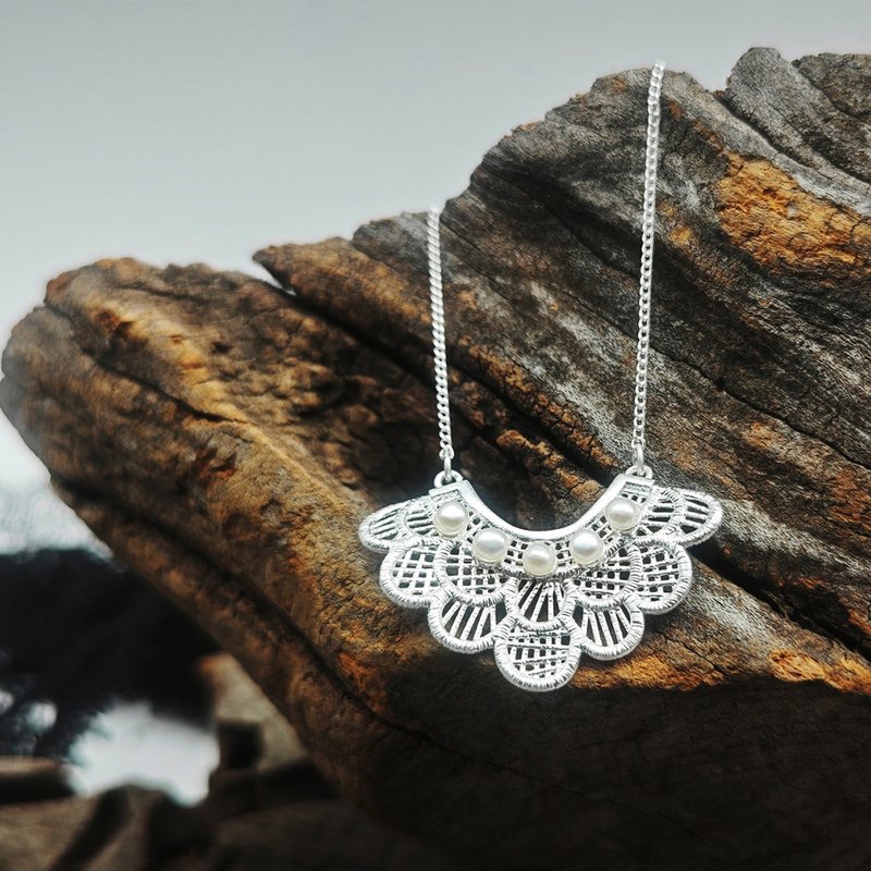 花丛系列原创设计感纹理气质简约百搭个性复古清冷感级感小众项链 - 项链 - 其他材质 