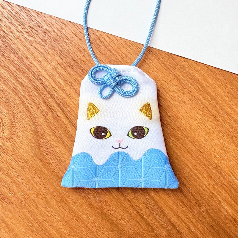 Meow 猫猫形富士山幸运御守 - 吊饰 - 其他材质 蓝色
