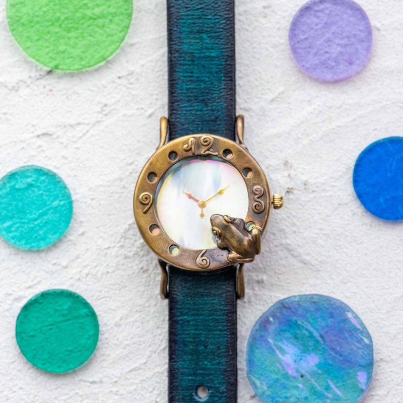 窥视着池面的青蛙 手表 M 极光 - 女表 - 其他金属 多色