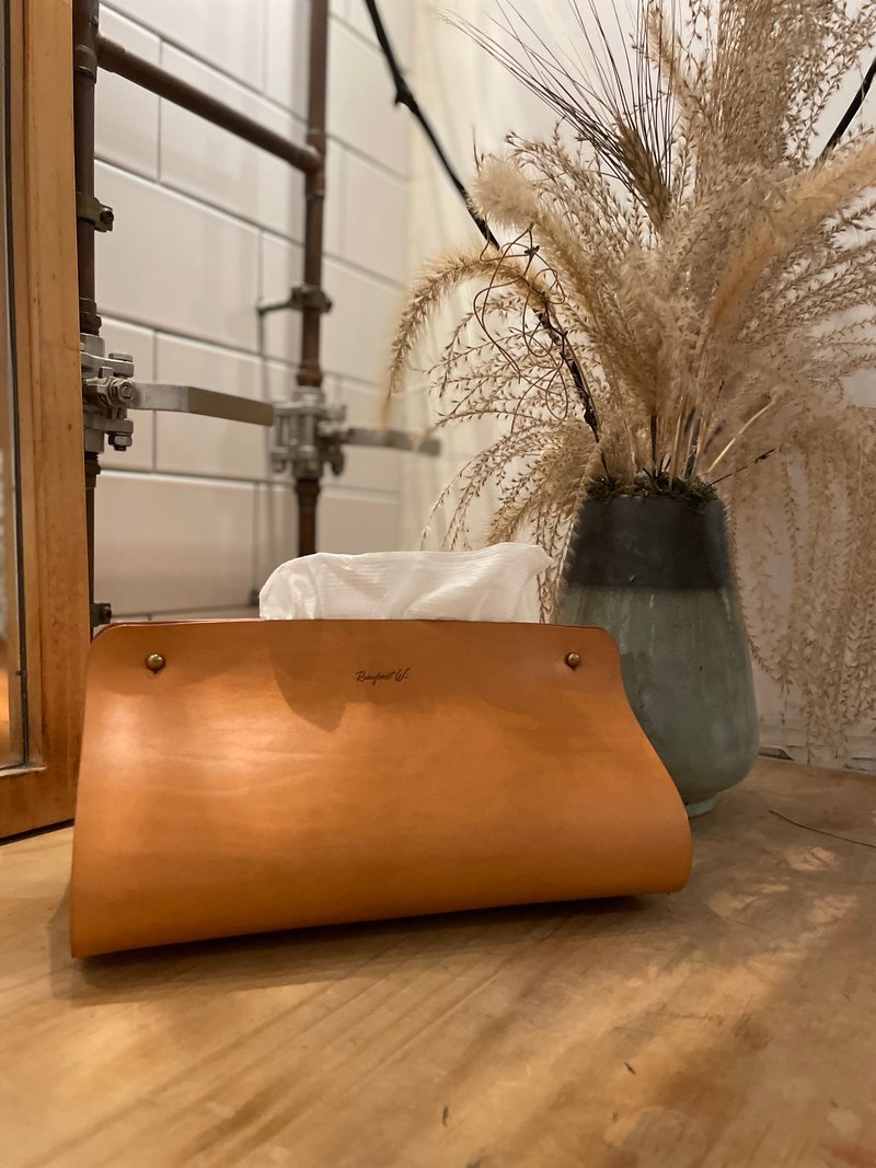 【手作革物】手作极简面纸盒(驼) - 纸巾盒 - 真皮 卡其色