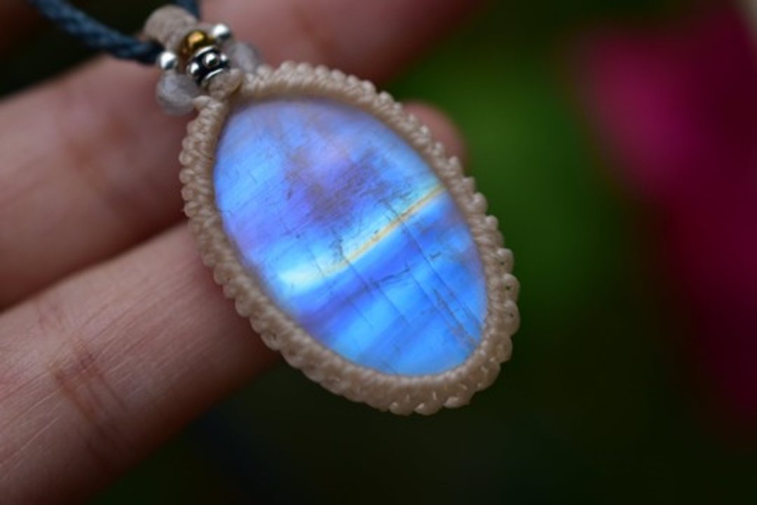 彩虹渐层 高品质 彩虹月光石 Macrame 项链 700 - 项链 - 宝石 