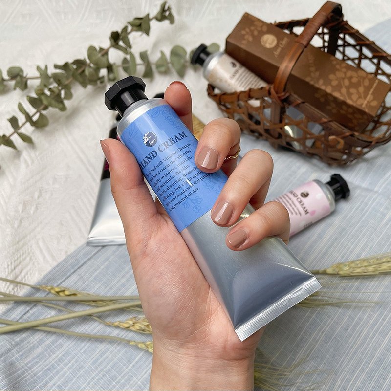 香氛护手霜50g-樱花/柠檬马鞭草/康福/玫瑰/玉兰 - 手足保养 - 精油 粉红色