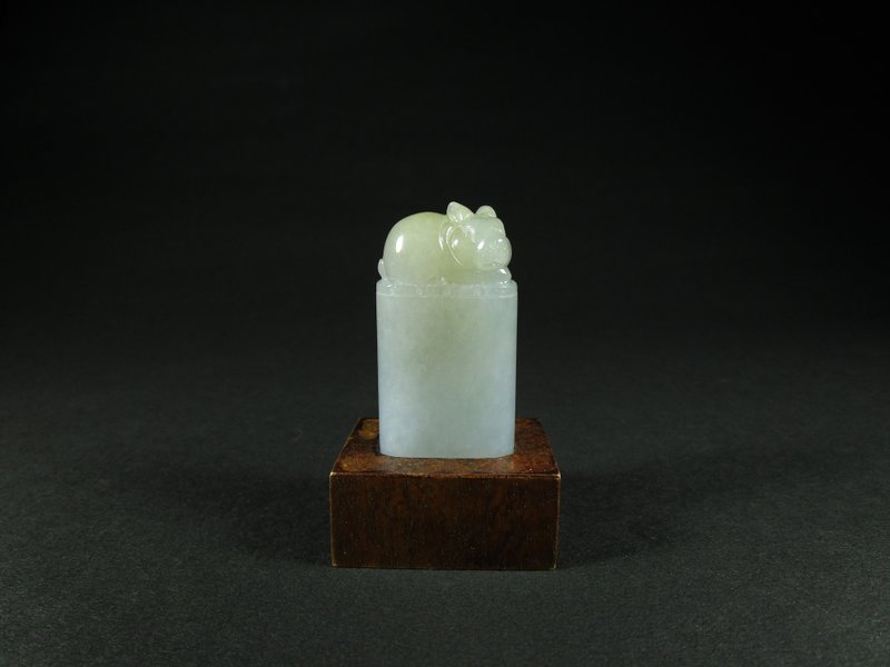 雕件 印纽系列-初心 蜜糖黄缅甸玉/可爱兔子 - 摆饰 - 玉石 黄色