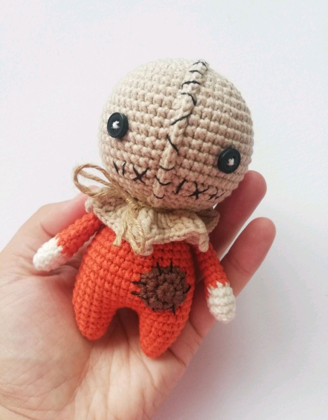 Crochet Sam, crochet doll Halloween, crochet Halloween - 钥匙链/钥匙包 - 绣线 多色