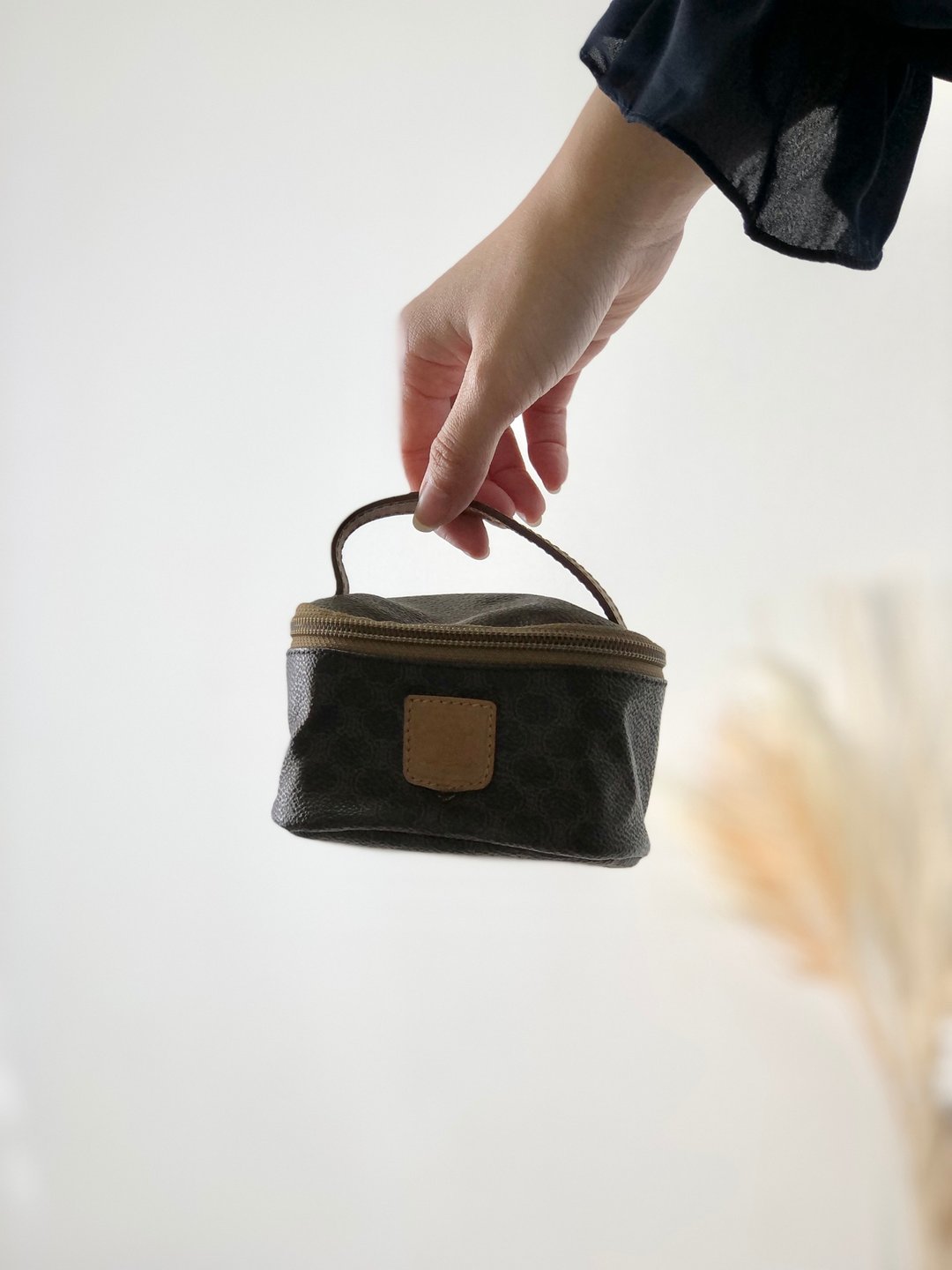 【 日本直送 名牌中古包 】CELINE  સેલિન મકાડમ 标志 皮革 小包 棕色 vintage 古着 rxugvz - 化妆包/杂物包 - 真皮 咖啡色