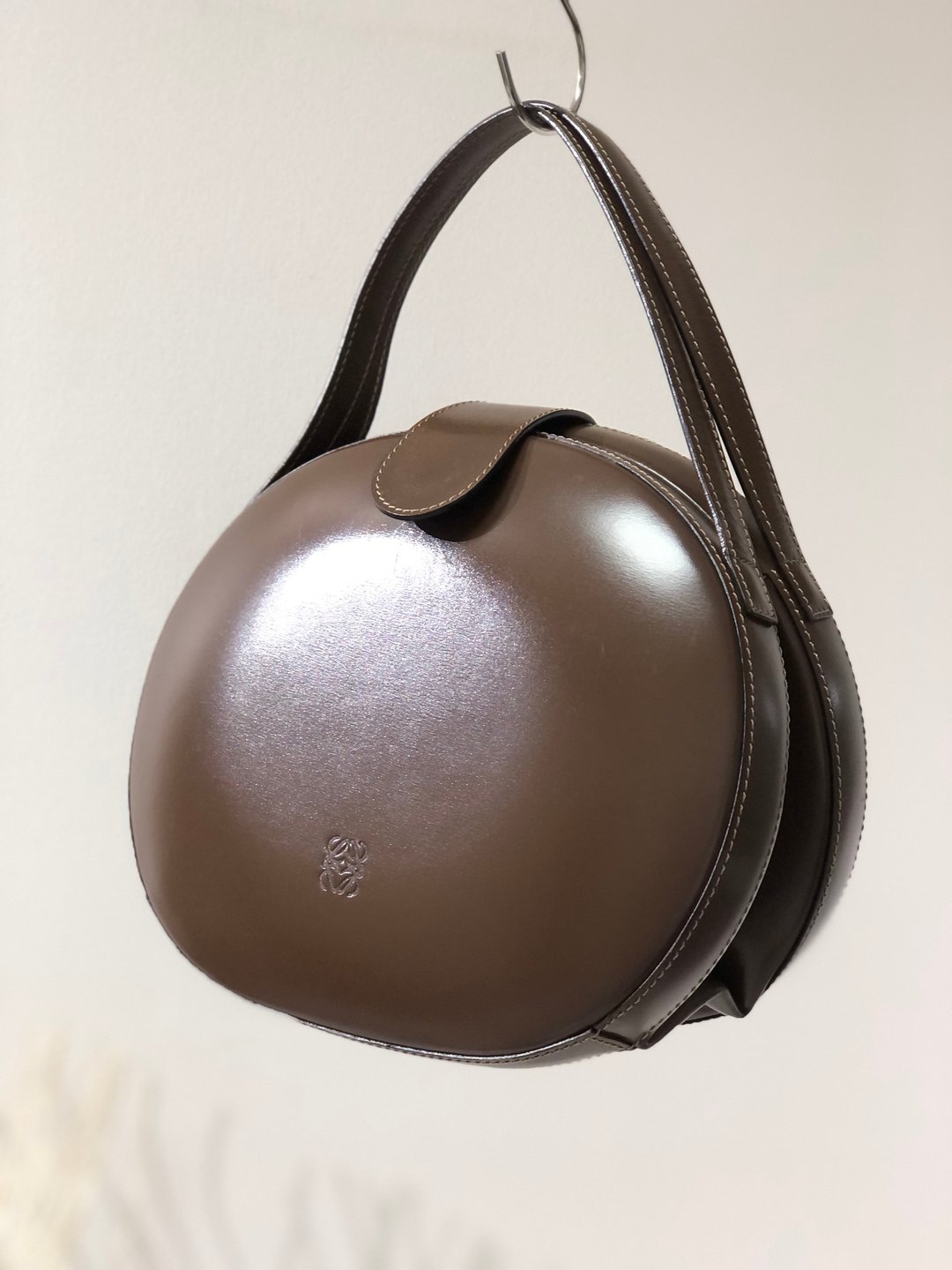 【日本直送名牌二手包】LOEWE罗意威 Anagram 皮革圆形手提包棕vintage复古老v8rkcx - 手提包/手提袋 - 真皮 咖啡色