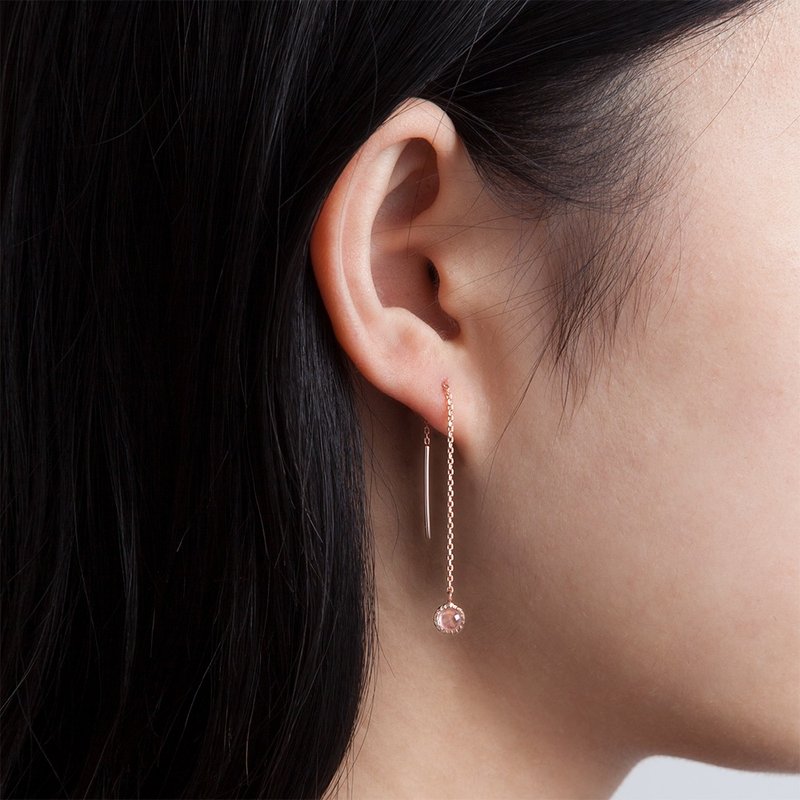 粉晶小圆片垂坠耳环 | 天然石 | 925纯银。玫瑰金。轻珠宝。耳链 - 耳环/耳夹 - 其他金属 多色