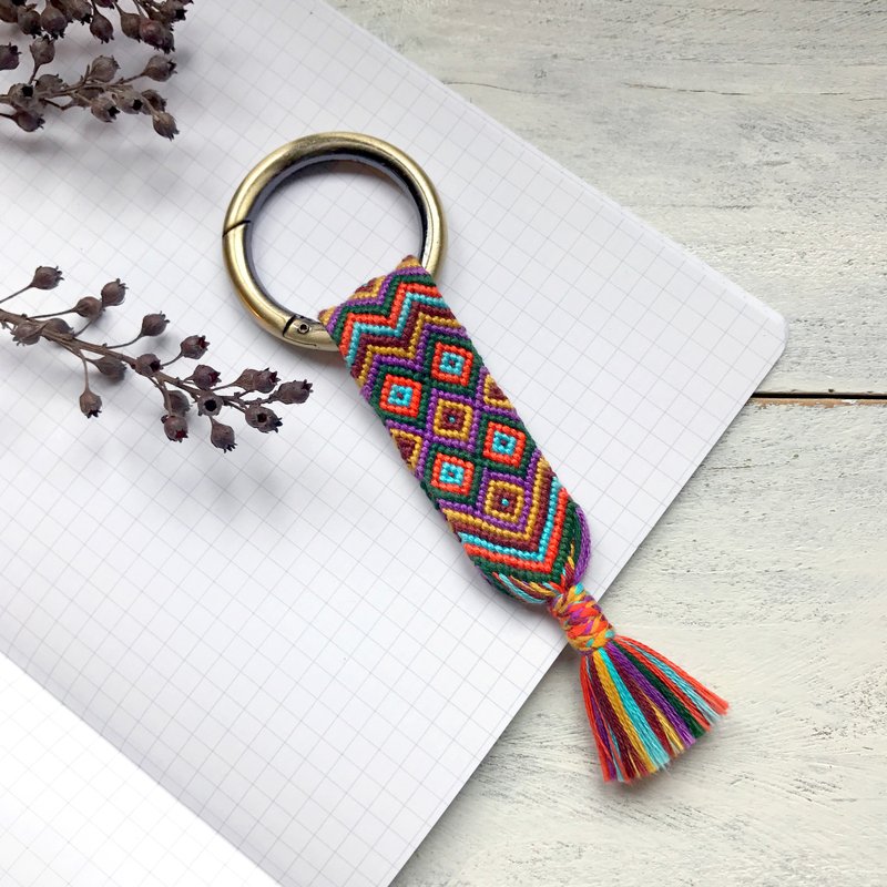 手工编织幸运钥匙圈 / 吊饰 民族风 波希米亚 嬉皮风 - 钥匙链/钥匙包 - 绣线 多色