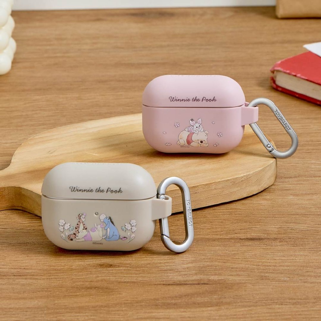 Disney 小熊维尼 - 花地玩耍强悍防摔 AirPods 保护套 - 耳机收纳 - 塑料 多色