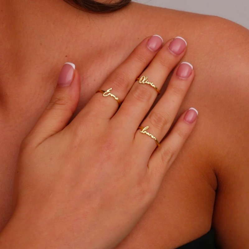 客制化字母姓名 纯银戒指 纪念 个性 女友 母亲 闺蜜 礼物 生日 - 戒指 - 纯银 