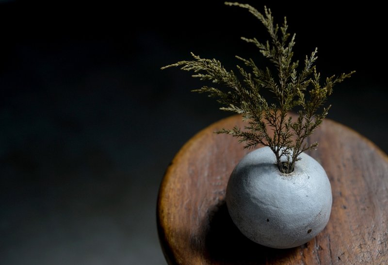 雪腻陶制花器_粉引雾气白圆花器 - 花瓶/陶器 - 陶 