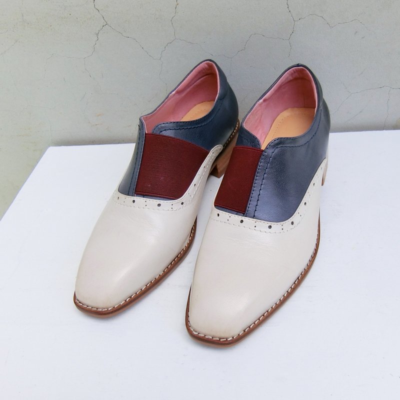 小方头双色真皮绅士鞋 ||金斯曼的梦想 杏仁白|| 8245 - 女款牛津鞋/乐福鞋 - 真皮 白色