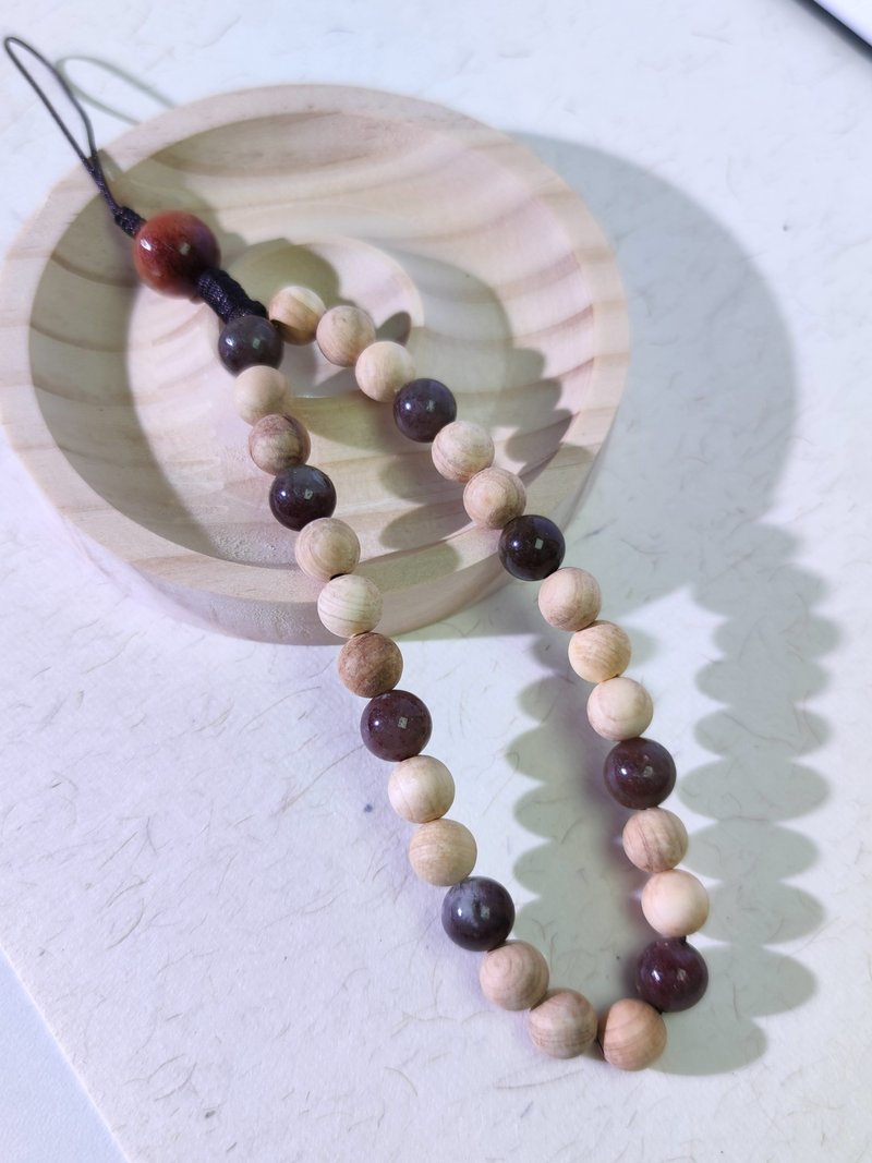 手作水晶手机挂饰 天然红幽灵x崖柏木 一图一物 挂绳 手串 - 挂绳/吊绳 - 水晶 咖啡色