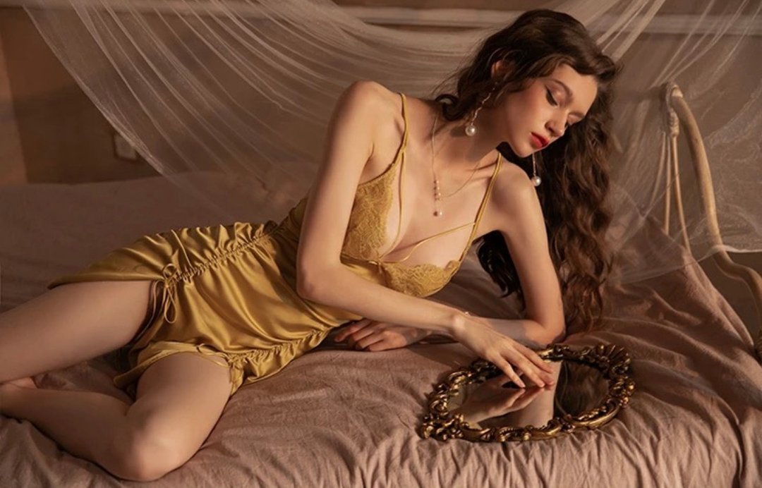 Luxury Dress Silk  Satin short dress gold and blue - 居家服/睡衣 - 其他材质 