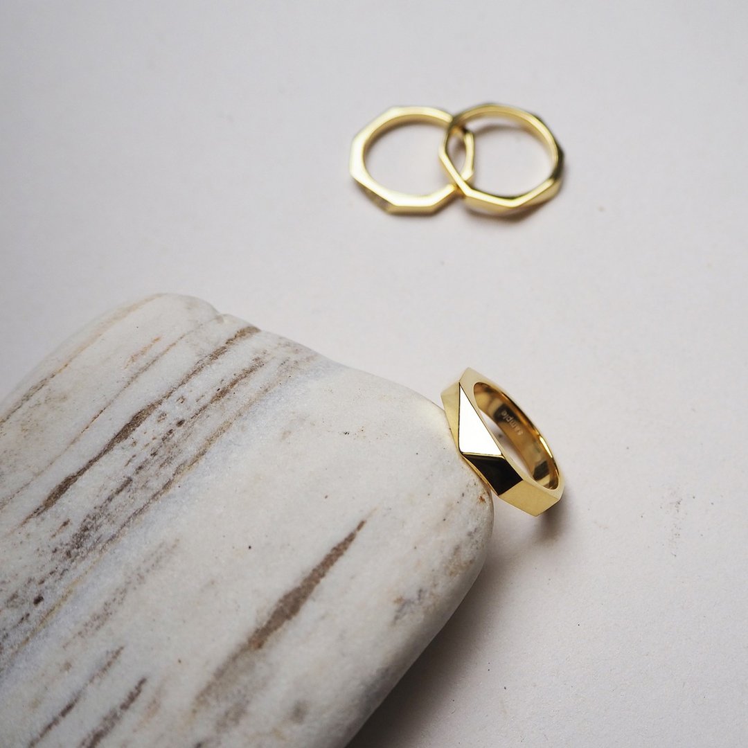 firm m ring k_坚毅m戒指k K金 对戒 婚戒 求婚戒 订婚戒 定制化 - 戒指 - 贵金属 金色