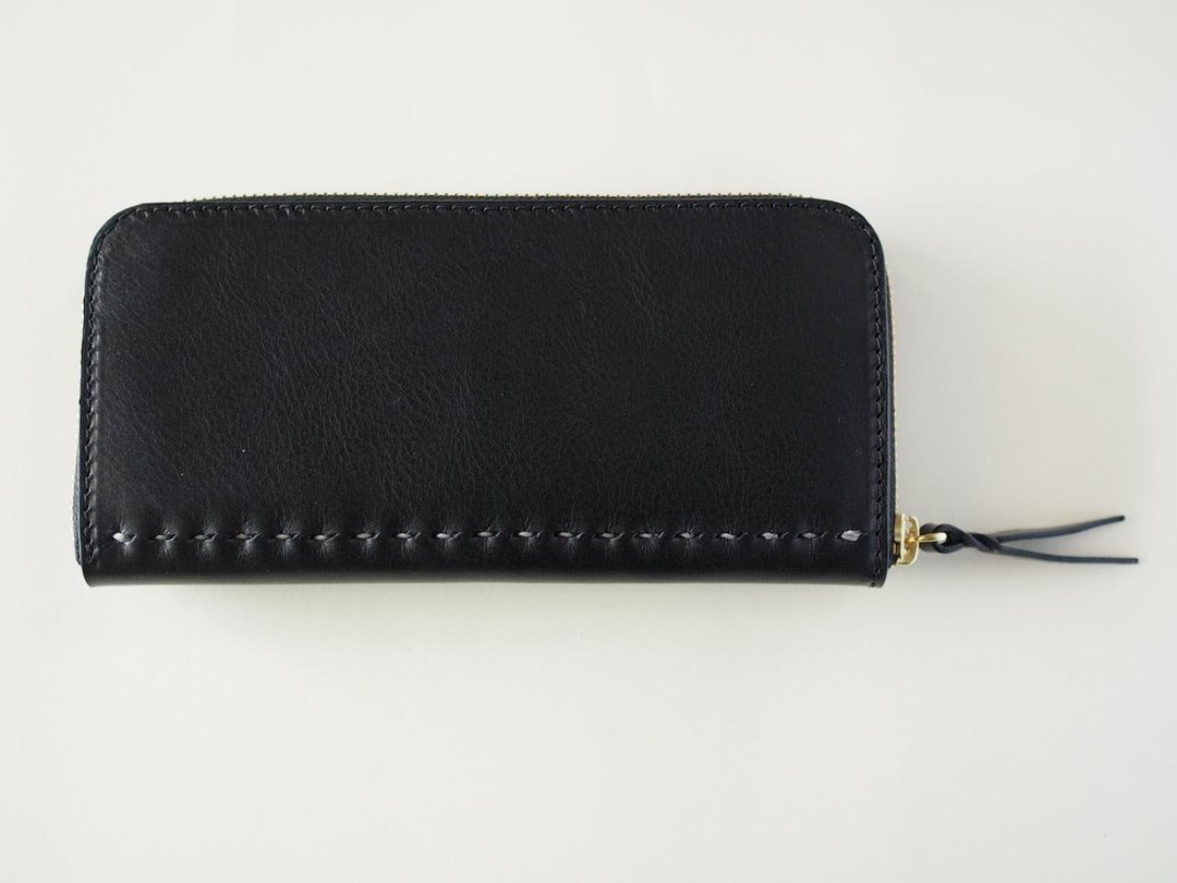 Classic long wallet with U-shaped zipper / jet black - 皮夹/钱包 - 真皮 黑色