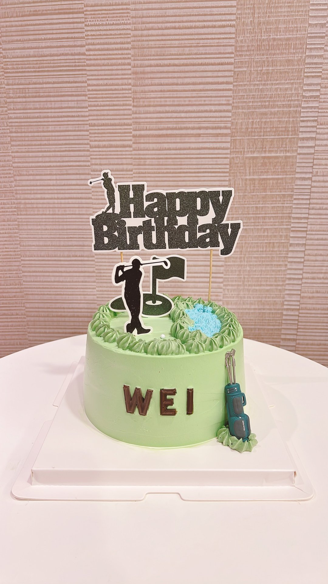定制化 高尔夫蛋糕 / 生日蛋糕 / 抽钱蛋糕 / 主题蛋糕  限自取 - 蛋糕/甜点 - 新鲜食材 粉红色