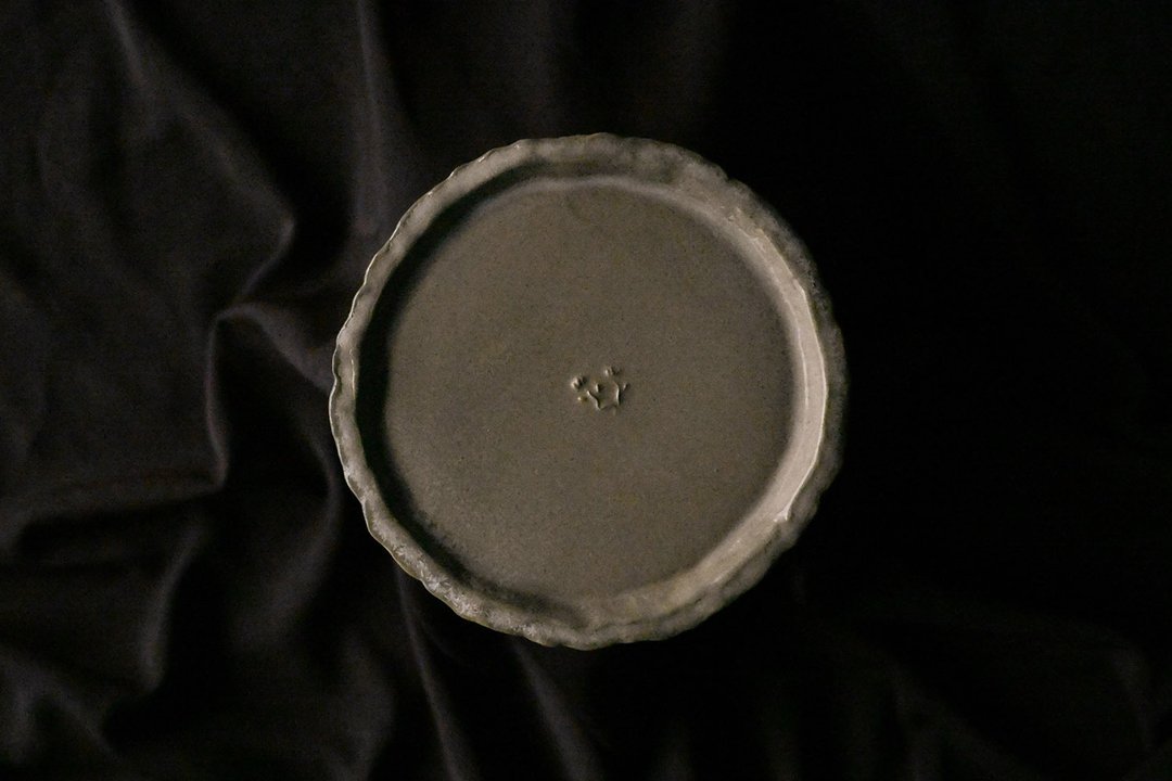 盘里有花 / 手捏甜点盘 / A - 盘子/餐盘/盘架 - 陶 