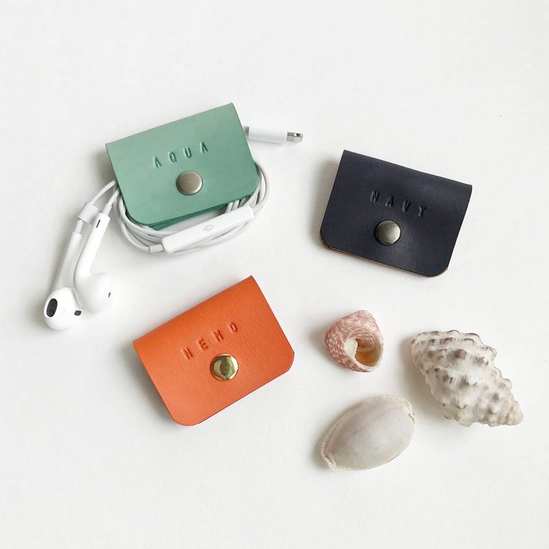 The Reader 皮革集线器/电线收纳/植鞣革 【两个一组】 - 卷线器/电线收纳 - 真皮 蓝色