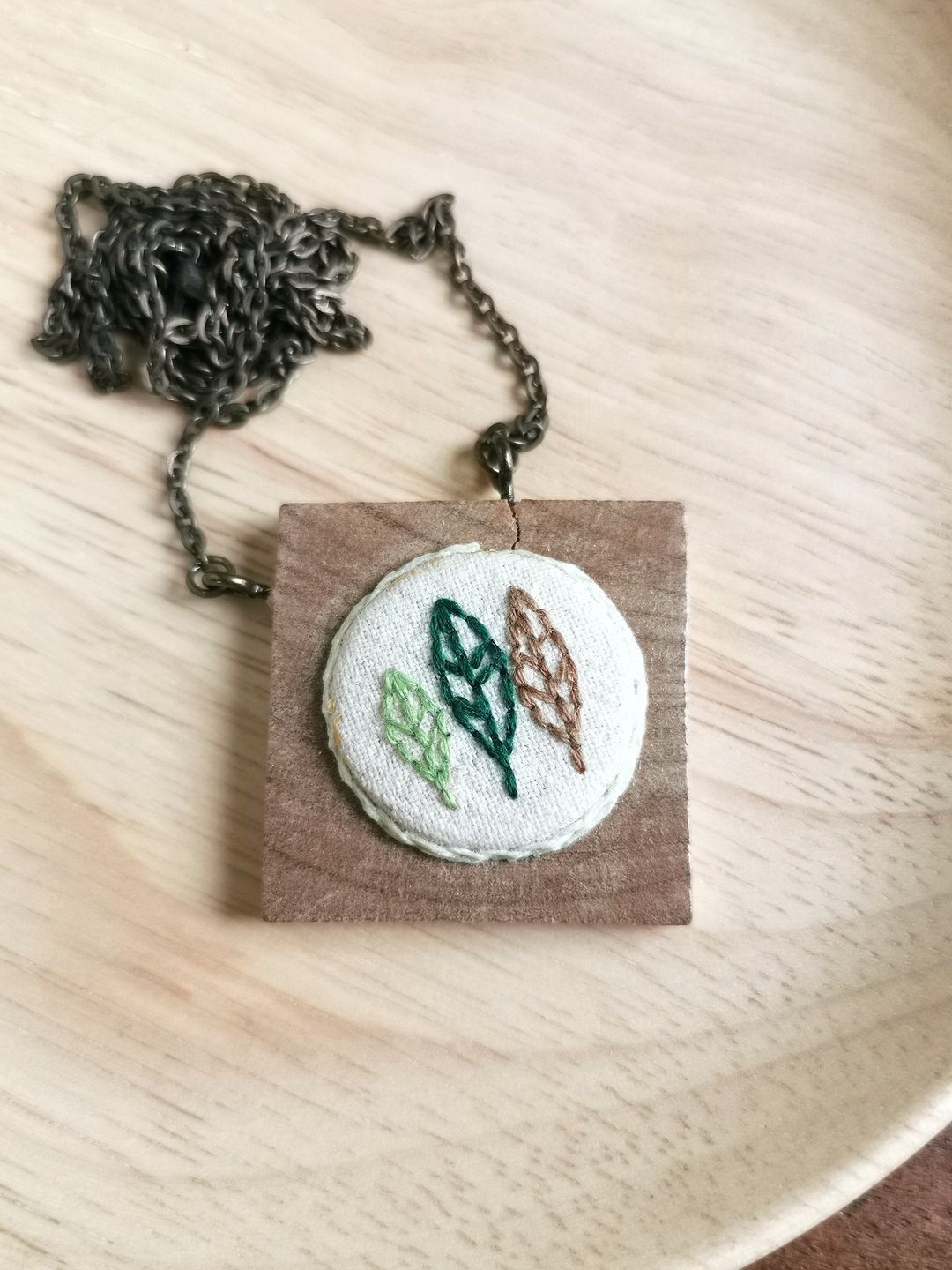 CaCa Crafts | 小小手工刺绣项链【树叶】 - 项链 - 其他材质 多色