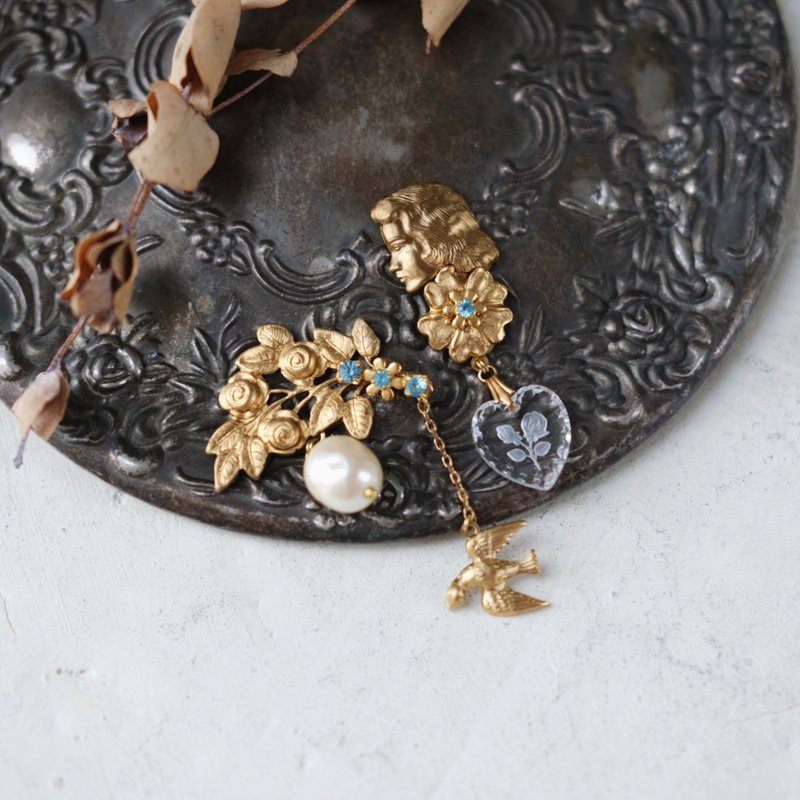 Blanche ll ・珍珠配件 ・珍珠耳夹・复古配件 生日耳针 - 收纳用品 - 其他金属 金色