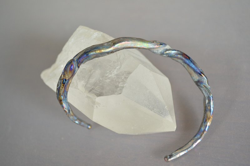 Pure Titanium Bangle・D&M・One-of-a-kind - 手链/手环 - 其他金属 蓝色