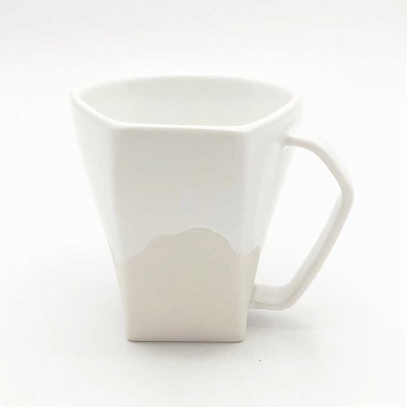 再生瓷玉山天灯马克杯 - 咖啡杯/马克杯 - 陶 