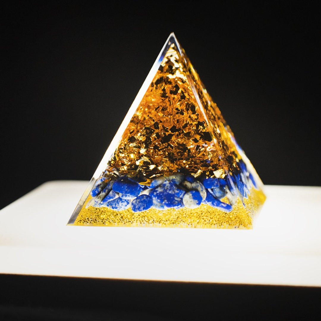 财富流奥刚金字塔(5cmx5cm)-附赠10cm正方型灯座-MOP2 - 摆饰 - 树脂 卡其色