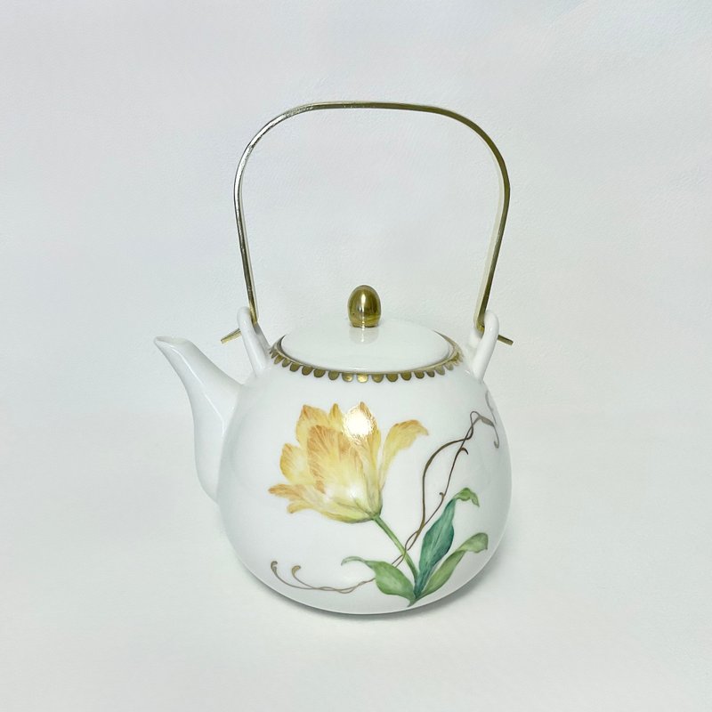 手绘郁金香瓷壶 - 茶具/茶杯 - 瓷 白色