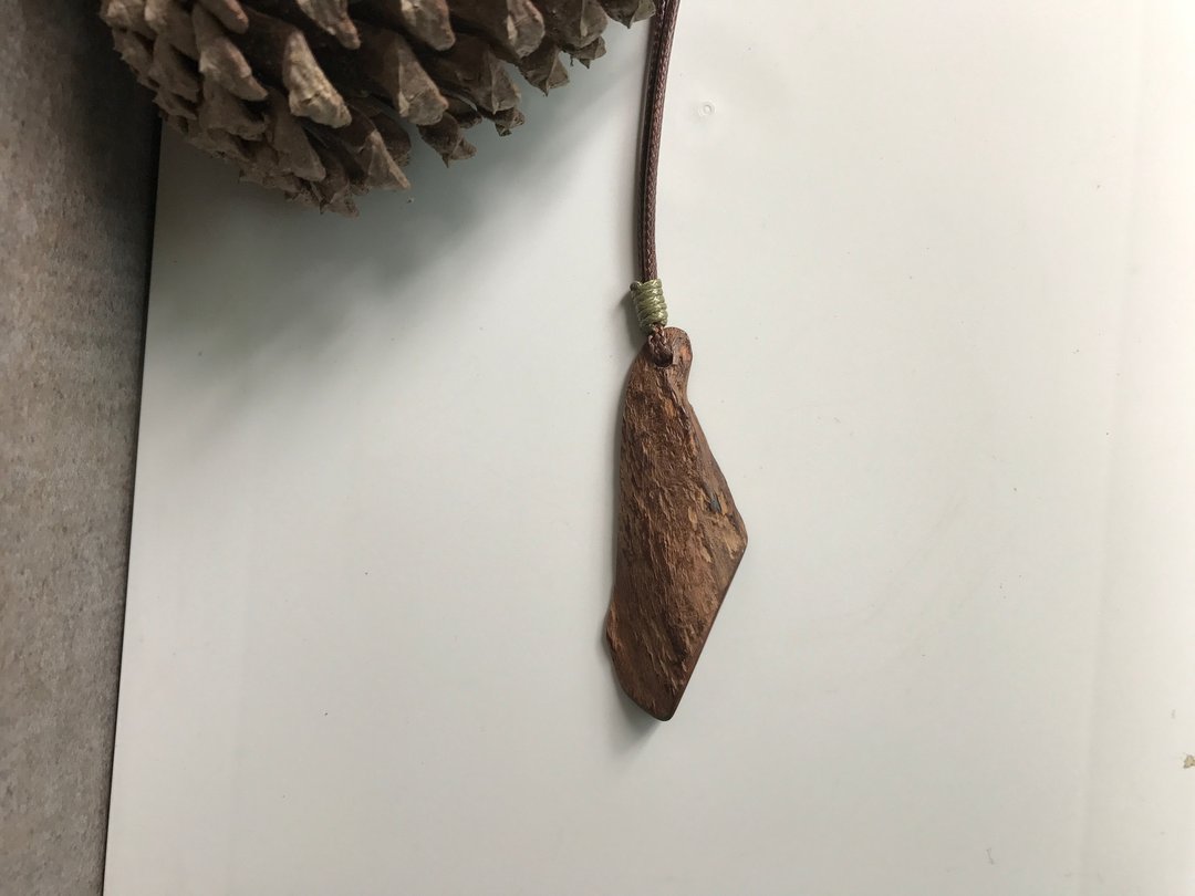 随想。肖楠瘤壳系.原木项链 - 项链 - 木头 多色