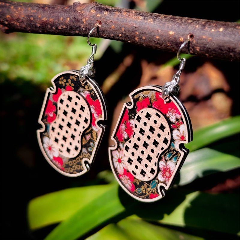 【日花格纸】御召十-木格镂空窗花和纸垂吊大耳环 - 耳环/耳夹 - 木头 