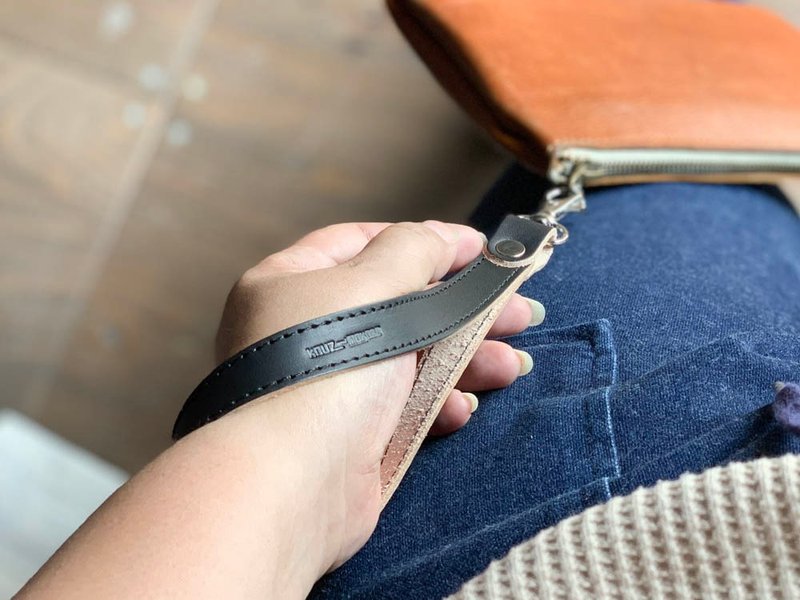 BELT Simple Monotone Black Belt Stitch Strap Also on the pouch handle BSS-KK-K - 挂绳/吊绳 - 真皮 黑色