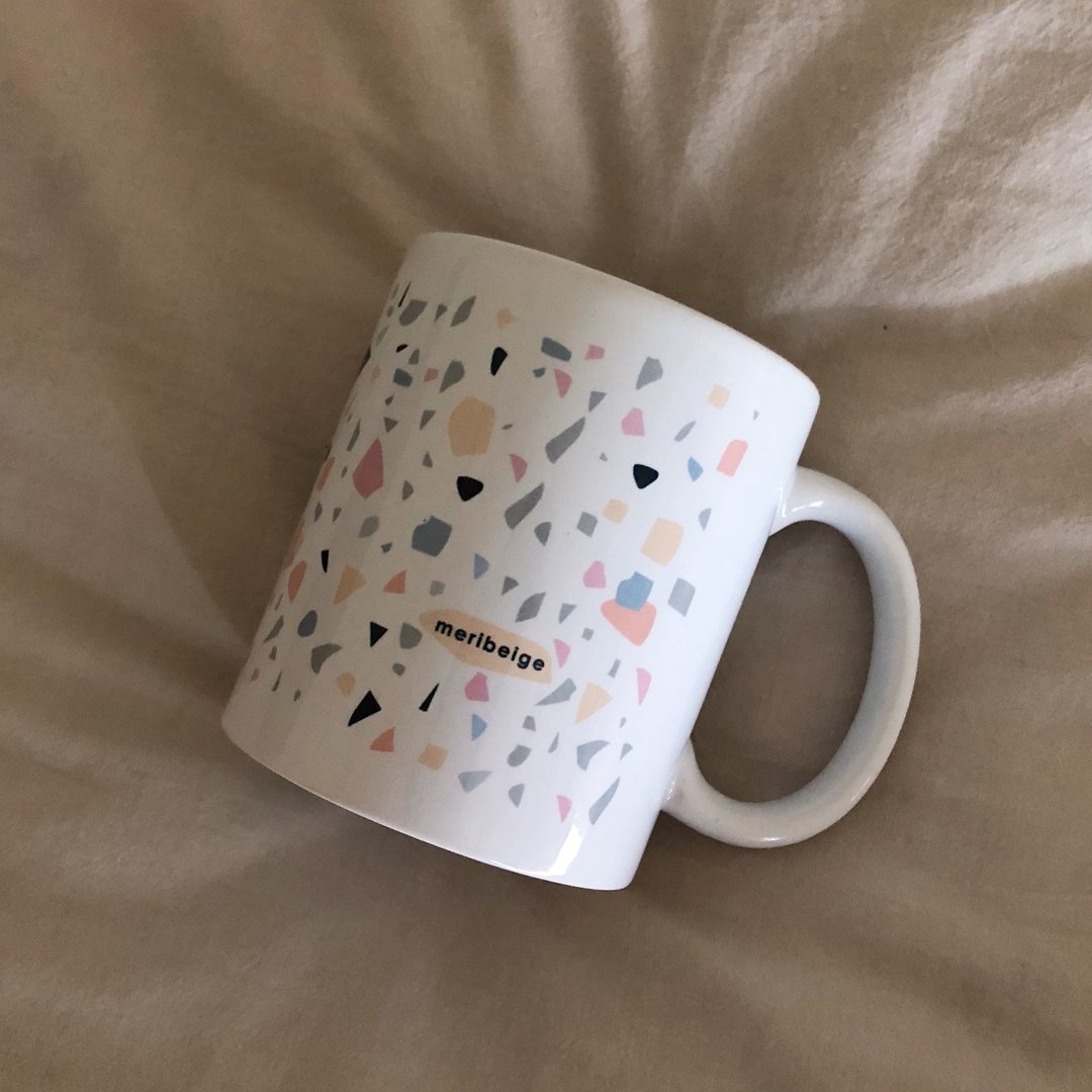 Terrazzo Texture Mug 磨石子花纹马克杯 - 咖啡杯/马克杯 - 陶 白色