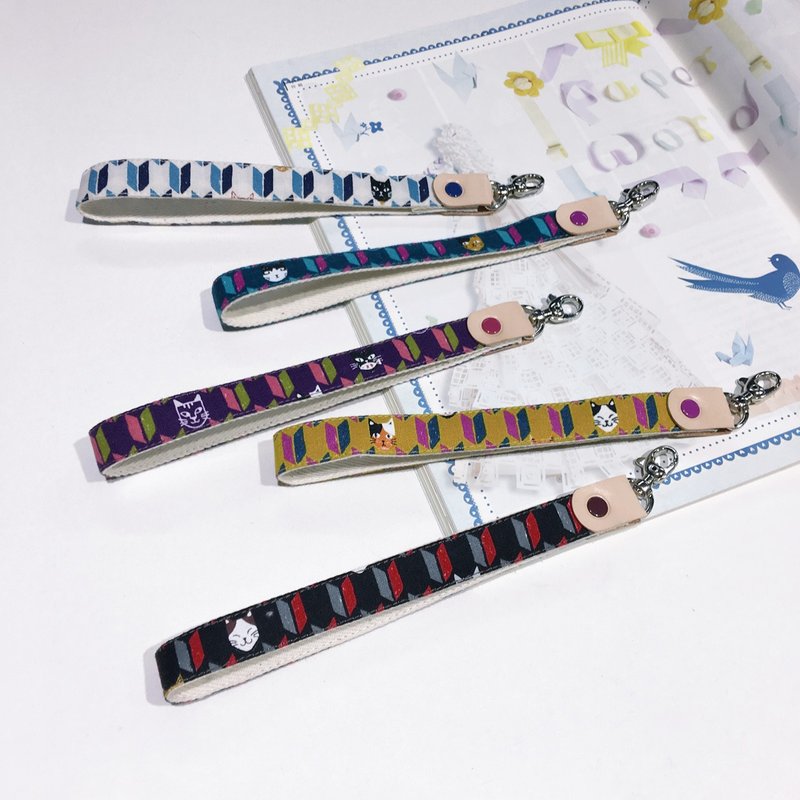 可爱猫咪 箭羽纹 手机吊绳/手绳/饰品 - 挂绳/吊绳 - 棉．麻 多色