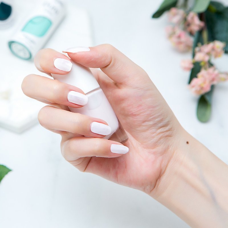 nailmatic 纯色生物基经典指甲油-JEANNE-亮白玫瑰色 - 指甲油/指甲贴 - 树脂 