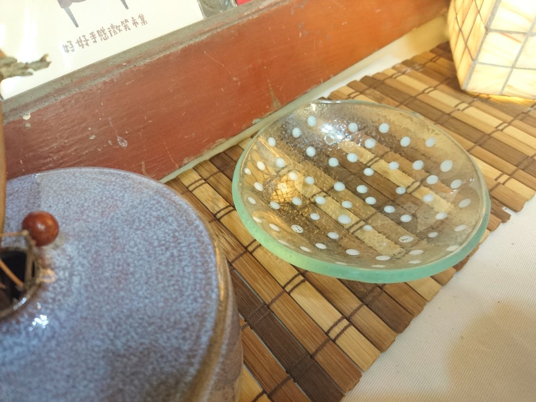 手工绘制釉圆盘 - 白点 - 浅碟/小碟子 - 玻璃 白色