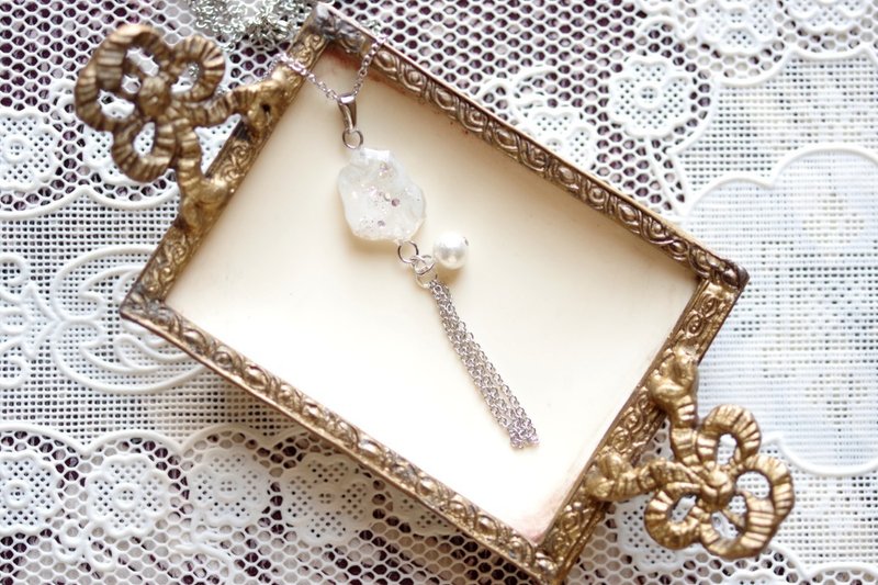 树脂艺术 立体纹理与棉质珍珠、流苏坠饰・白色风暴 - 项链 - 树脂 白色