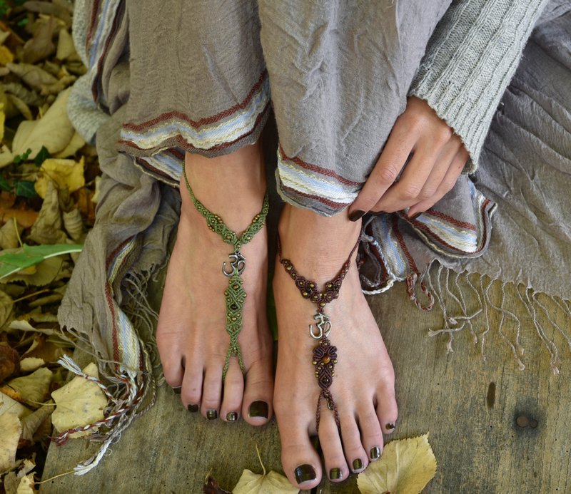 earthy elven foot jewelry, single tribal barefoot sandal, macrame foot thong - 男女凉鞋 - 绣线 绿色