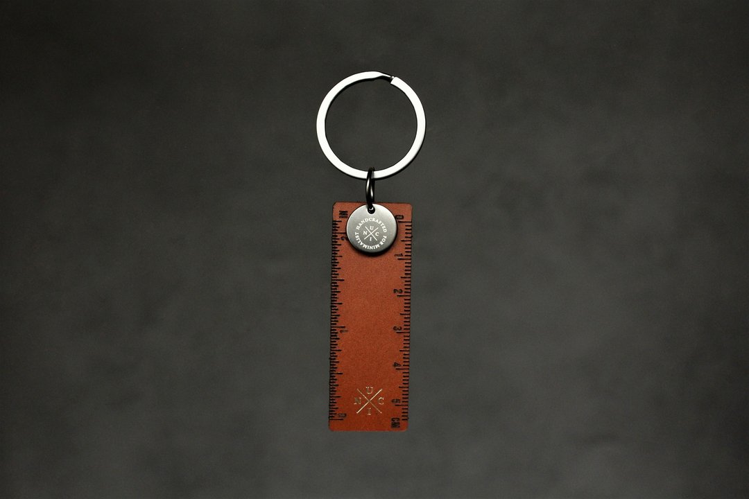 UNIC经典皮尺钥匙圈 / 真皮吊饰【可定制化】 - 钥匙链/钥匙包 - 真皮 咖啡色