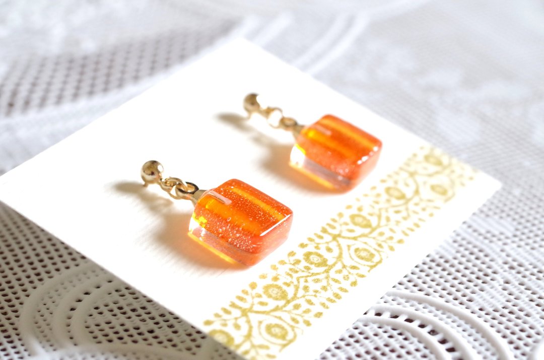 square glass mandarin earrings - 耳环/耳夹 - 玻璃 橘色