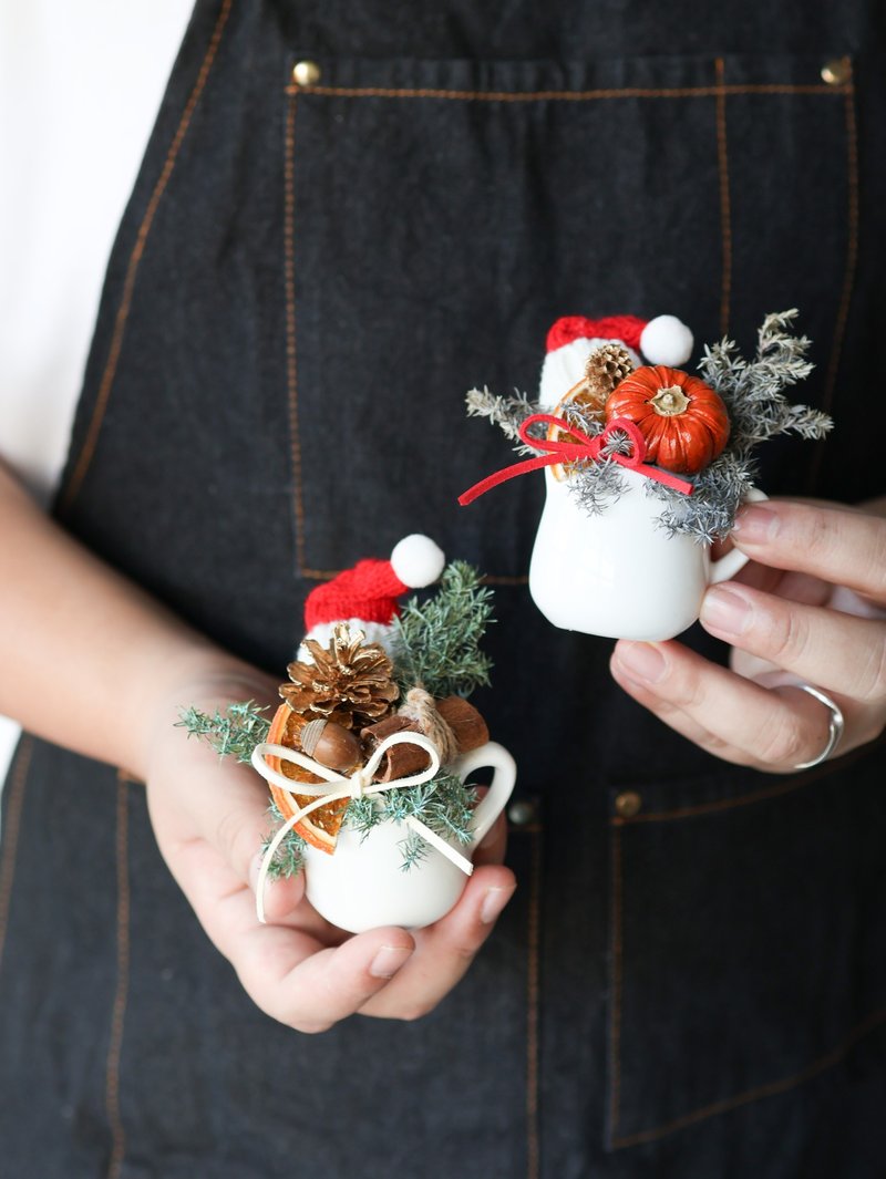 帽果 x 不凋雪松圣诞奶瓶 - 干燥花/捧花 - 植物．花 