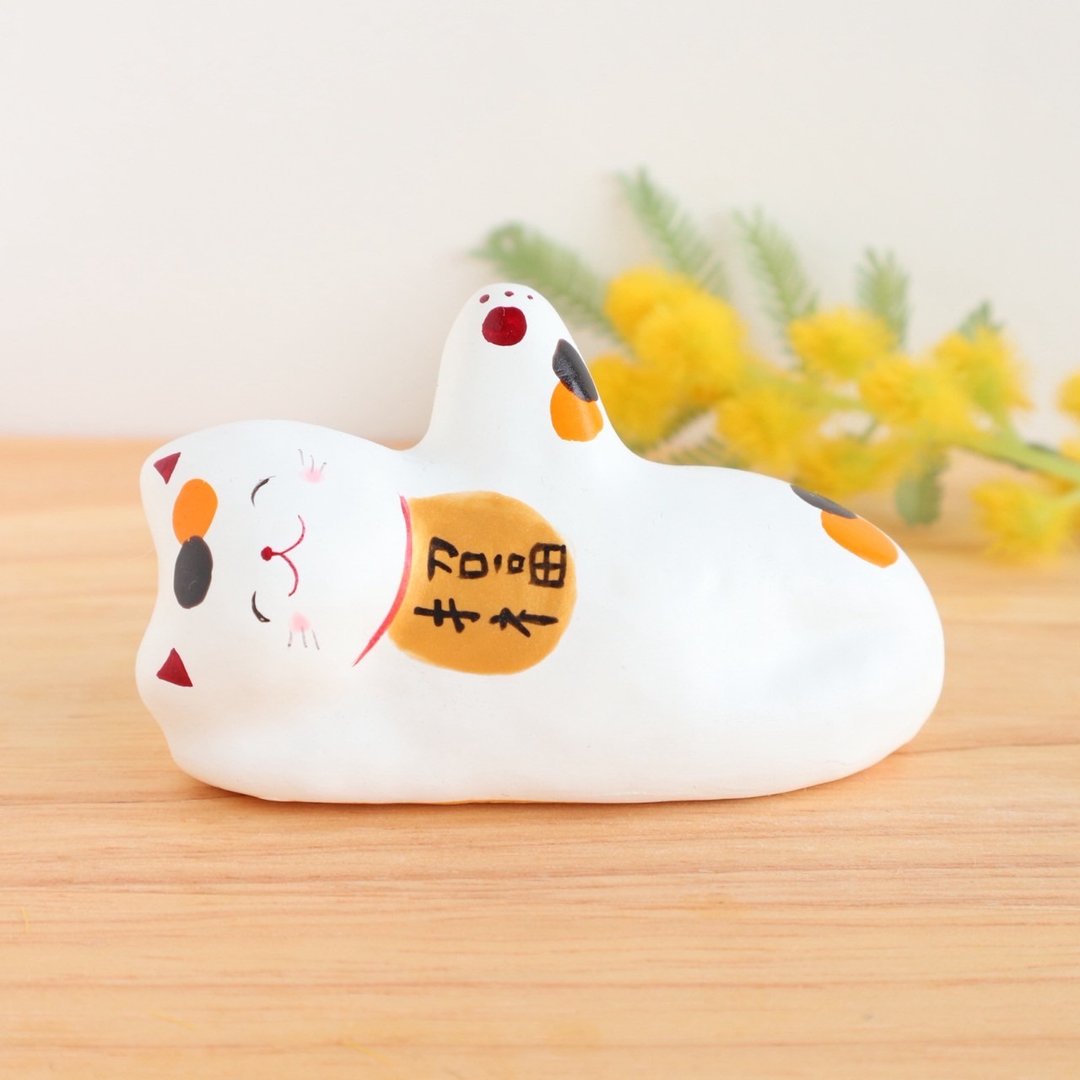 躺着的招财猫 三花猫 手绘 开运 桌上摆饰 公仔 - 摆饰 - 纸 