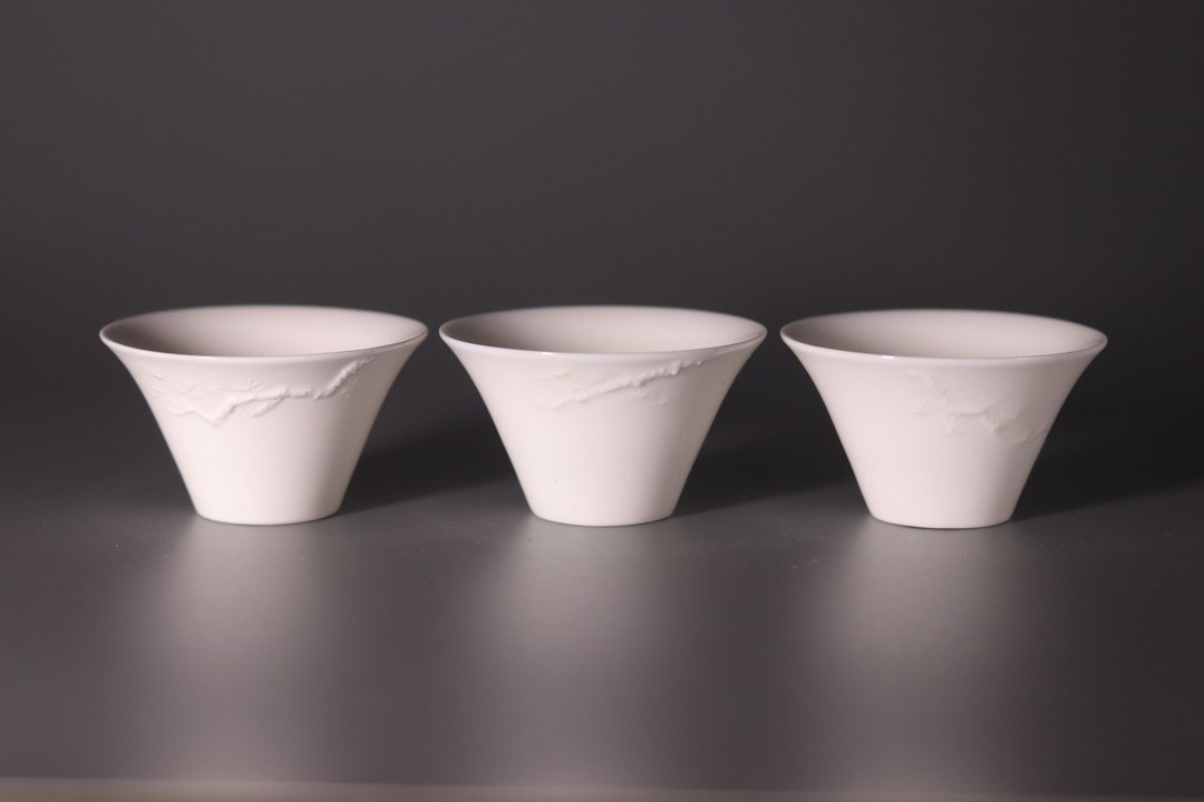 敦睦窑 德化模刻印花玉瓷斗笠杯 (六入一组) - 茶具/茶杯 - 瓷 白色